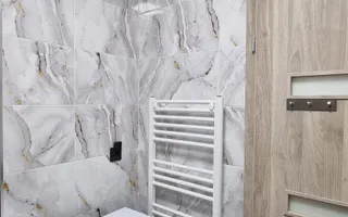 Apartament ultrafinisat, zona Terra. - Poză 12