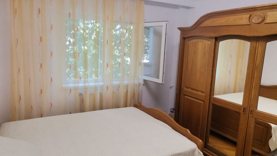 Inchiriere apartament Frati Golesti - Mc Donalds - Poză 8