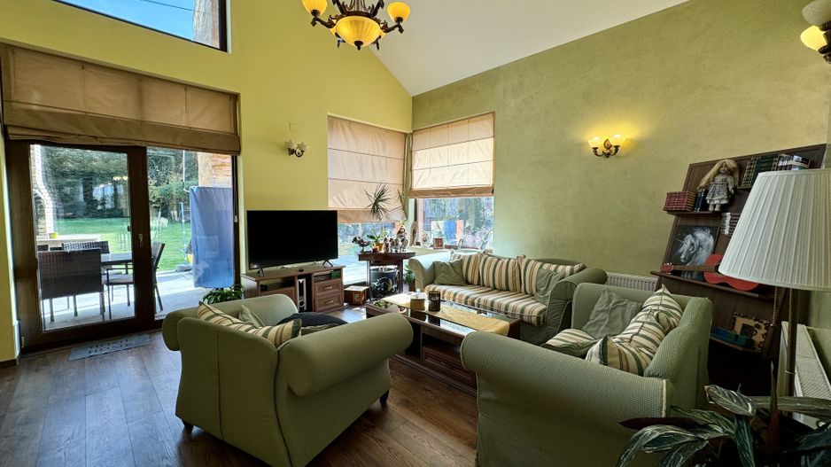 Vilă individuală de vânzare în Râșnov, Zona Primăverii | Natură și Confort - Poză 13