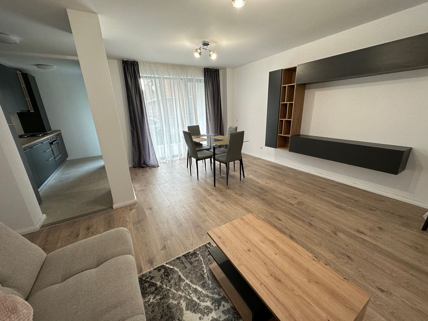 Apartament 3 camere in zona Braytim - Poză 1