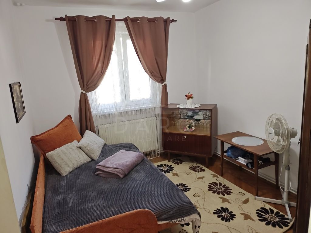 Se vinde apartament cu 2 camere str. Violetelor tg -mures - Poză 3
