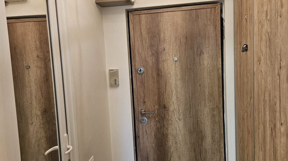 Garsonieră confort 1, renovată, mobilată, zona Craiovei - Poză 2