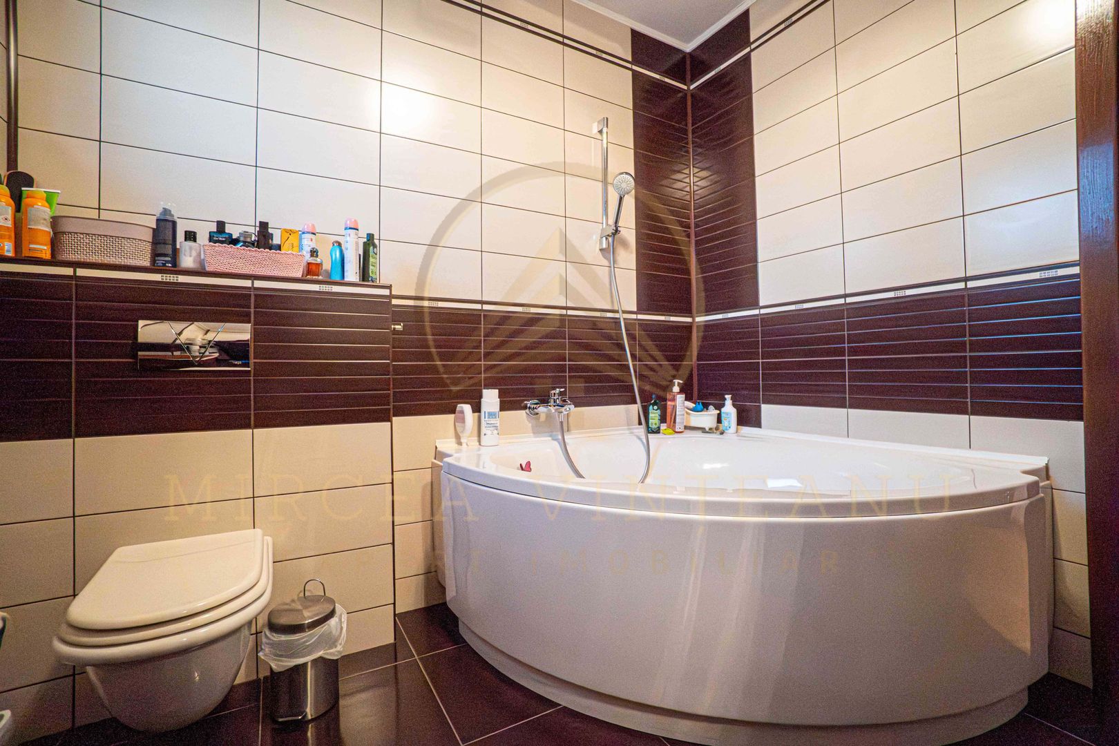 DACIA - Vila D+P+1E+M, teren 780 mp, deschidere 24 ml. - Poză 74