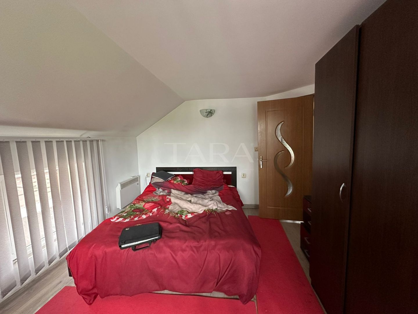 Casa cu 4 camere de vanzare in Iris - Poză 10