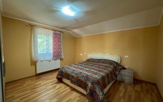 Rezidenta distincta, design arhitectural rafinat, priveliste minunata in Corunca - Poză 10
