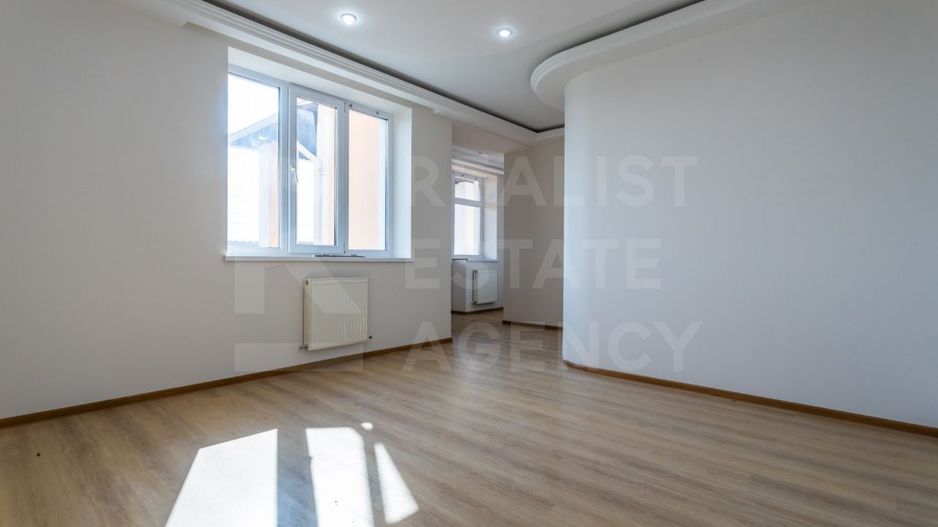 Vânzare, casă, 3 nivele + 8 ari, str. Alexandru Marinescu, Buiucani - Poză 9