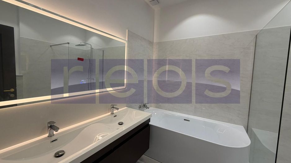 INCHIRIERE 4 CAMERE LUX | 200MP | NEMOBILAT | LOC PARCARE | VEDERE LAC - Poză 19