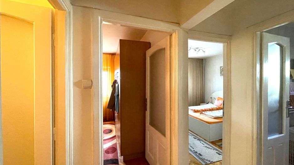 Apartament zona Soarelui - 3 camere - etaj 3 - Poză 8