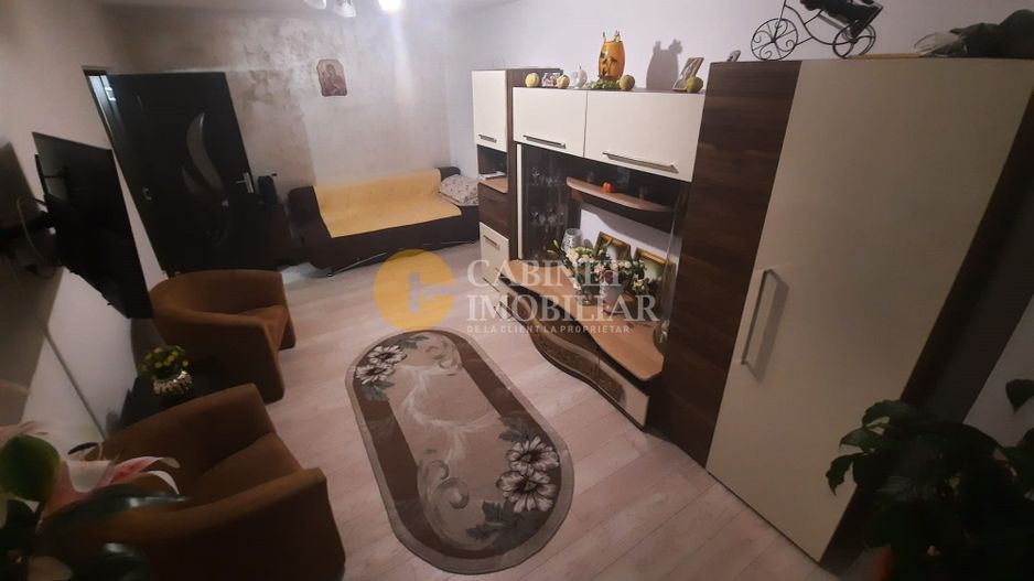 Dacia - Etaj Intermediar - 3 Camere Decomandat - Poză 3