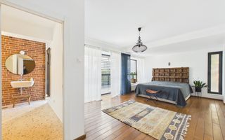 Vila unica de vanzare, gradina matura si vedere la Lac, in zona Tei - Poză 10