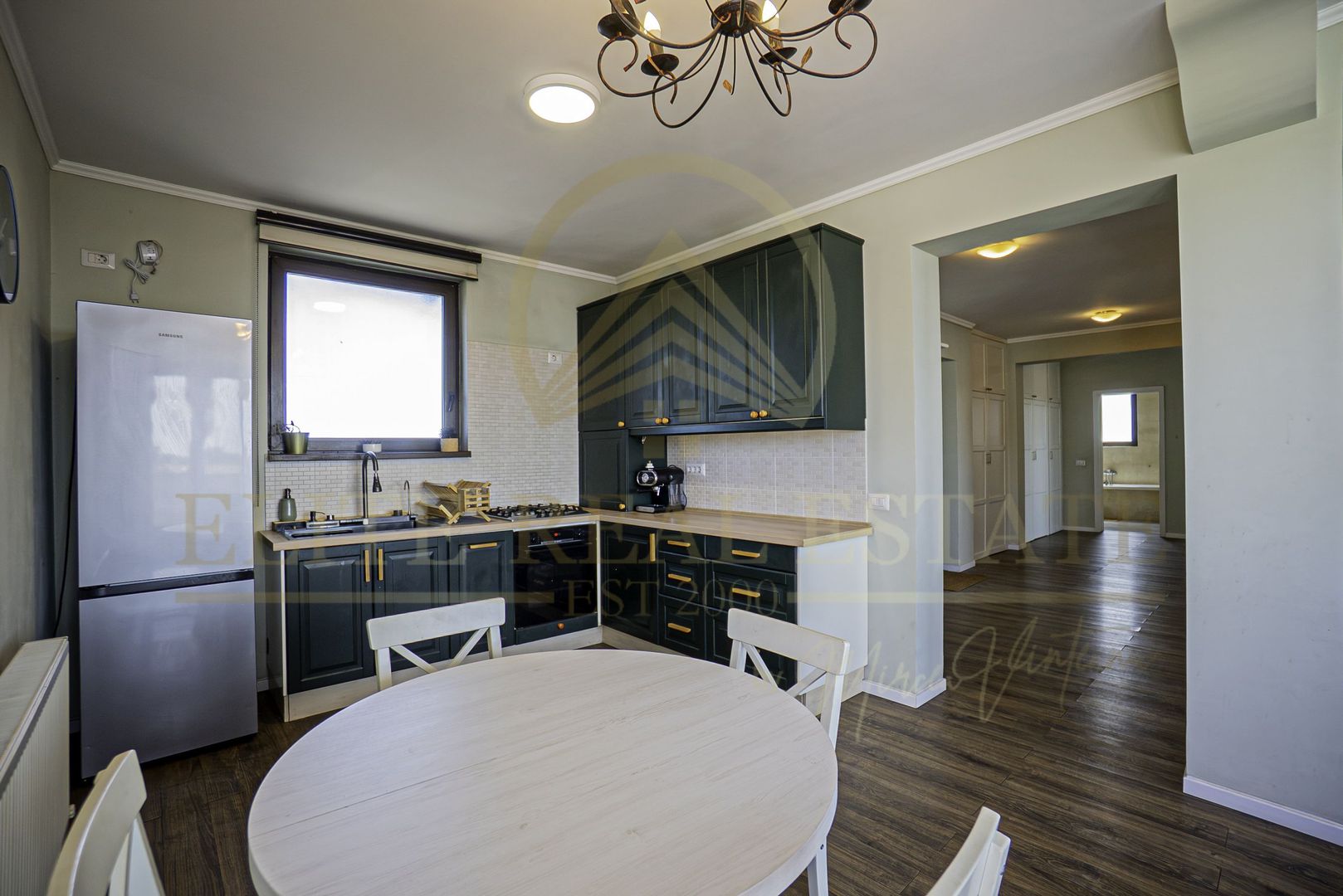 Penthouse 3 camere, 100 mp, Terasa 50 mp, Lift direct in apartament - Poză 4