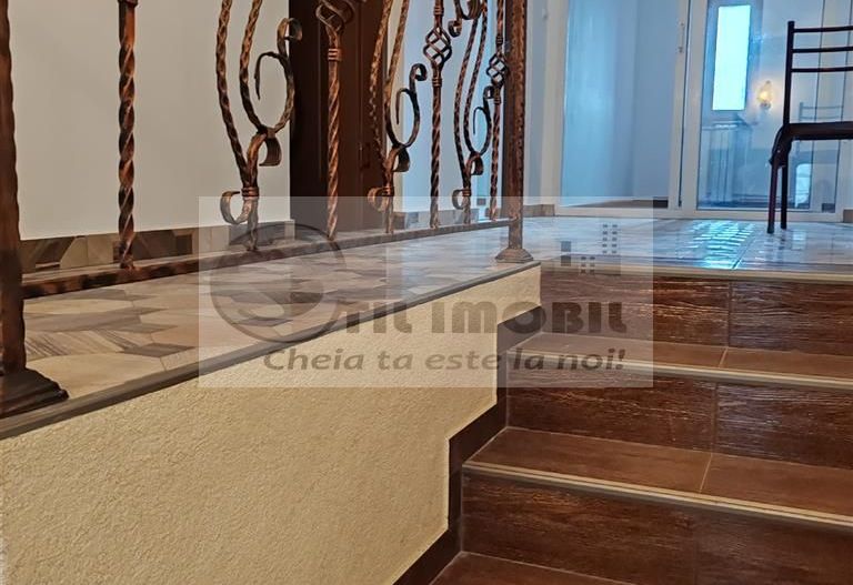 INTABULAT! Ap 3 camere  dec. etaj 1 cu intrare separata Zona Bucium - Poză 6