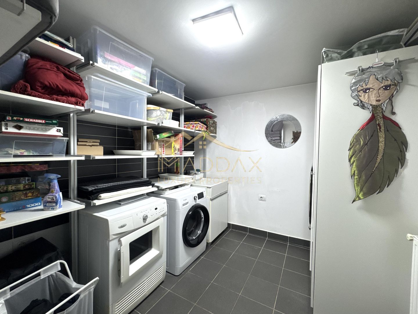 Vila cu 5 camere *344mp* + 400mp Teren // Zona Bucurestii Noi - Poză 48