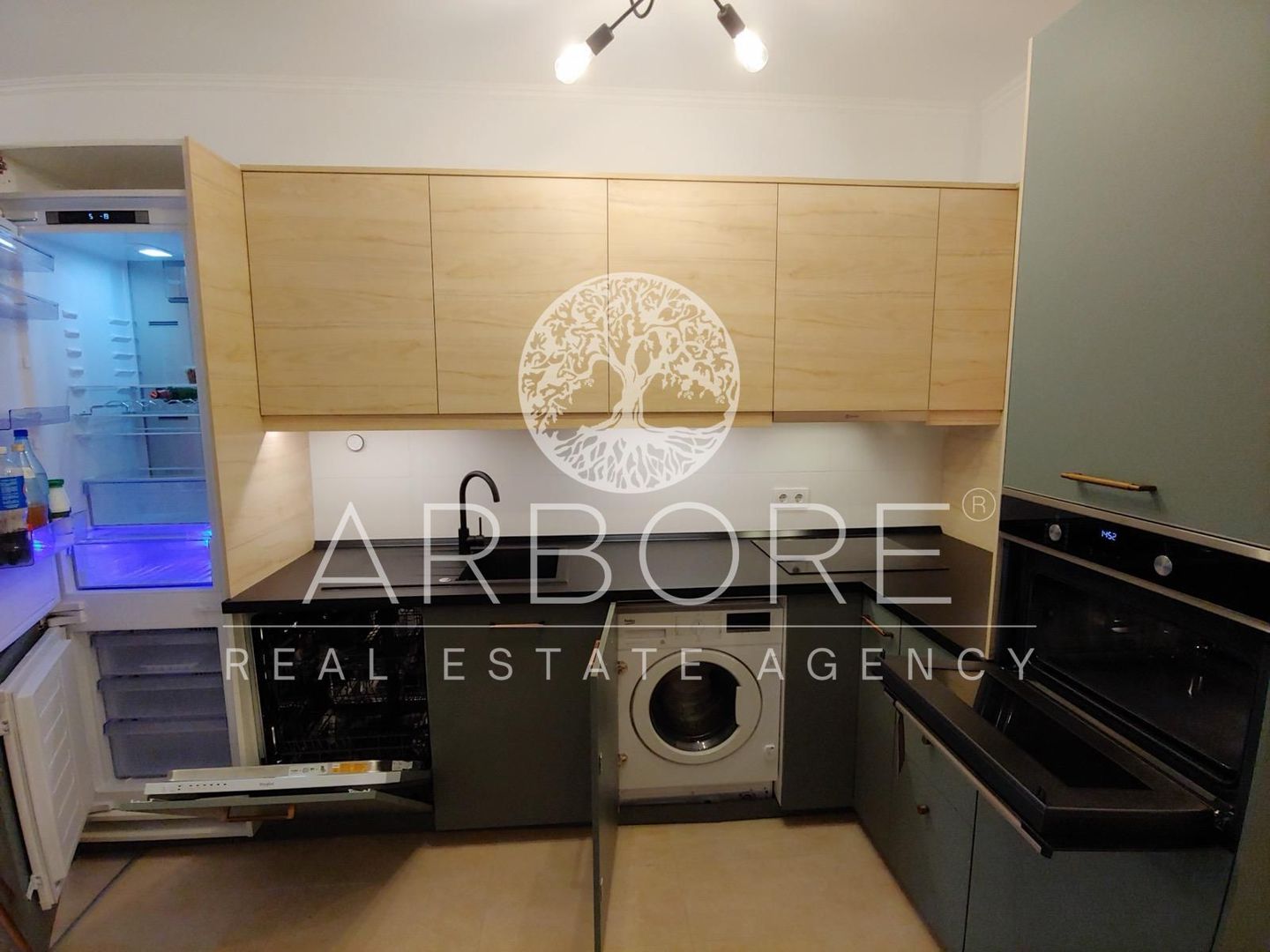 Închiriere  apartament 3 camere SoHo + loc parcare cu statie electrica - Poză 4