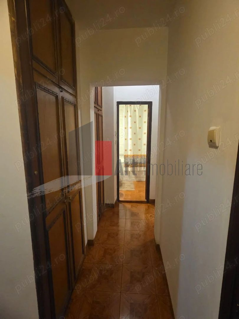 APARTAMENT 4 CAMERE BARCA-DUMBRRAVA NOUA - Poză 2