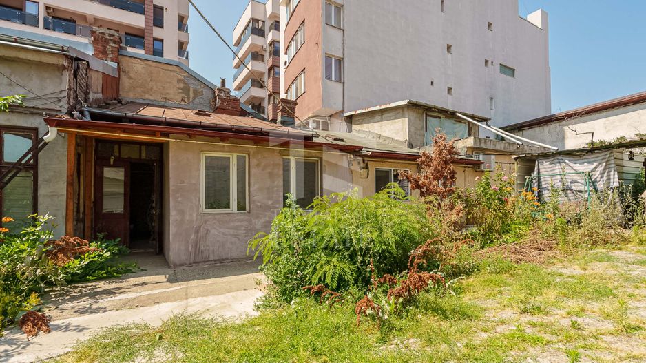Piata Victoriei Mihalache stradal Corp Casa monument curte comuna - Poză 10