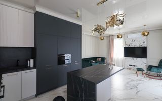 Oportunitate investitie! Vanzare casa cu 3 apartamente in Europa! - Poză 13