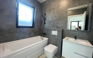 Casa individuala parter - 4 camere  - STR.Miorita - Poză 11