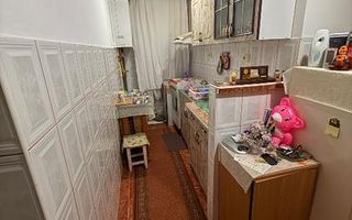 Apartament 2 camere decomandat Etaj 2 Zona Soarelui - Poză 4