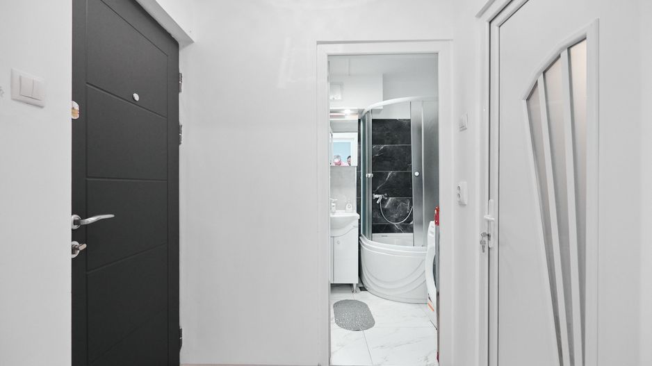 Garsonieră decomandată - Complet renovată -  Parter – Prundu - Poză 11
