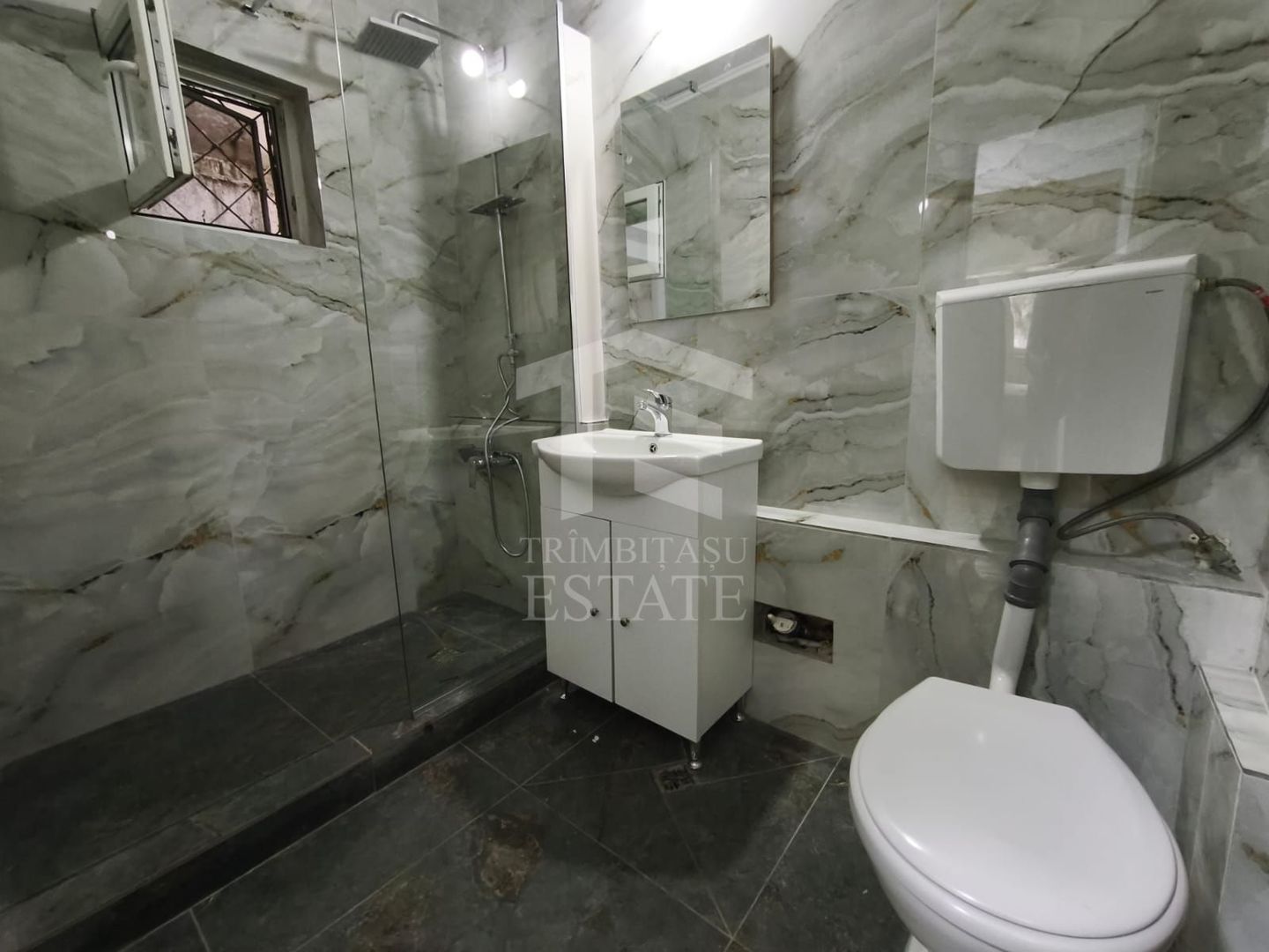 Apartament 3 camere | De inchiriat |  Zona Tomis 3 | Poziție excelentă - Poză 12