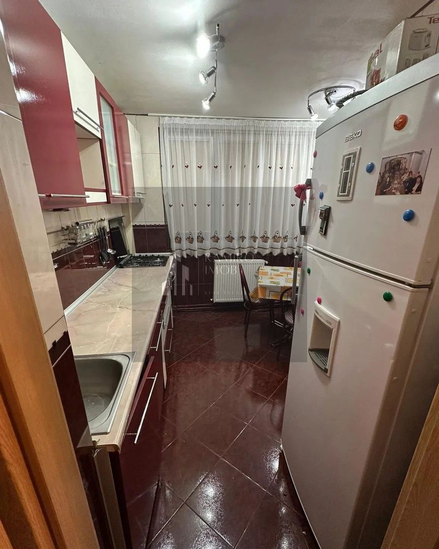 Apartament 4 camere decomandat | Titan | 80 mp | Centrală proprie/ - Poză 10