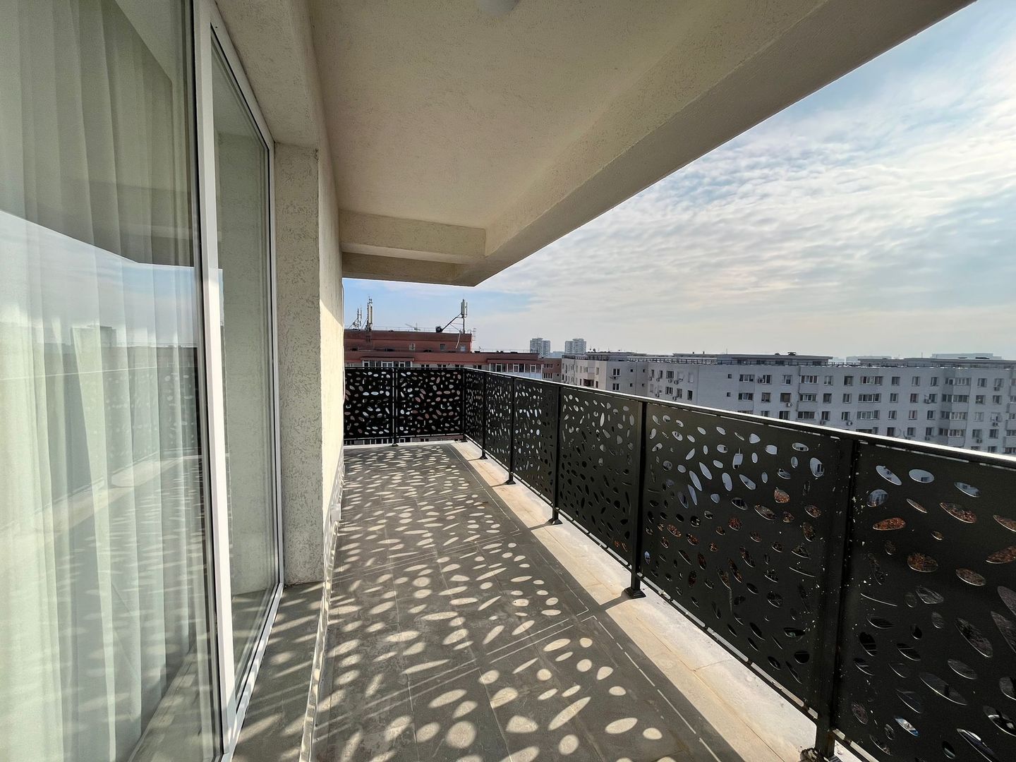 3 cam, Rebreanu, bloc nou, încălzire pardoseala, parcare inclusa, lux! - Poză 20