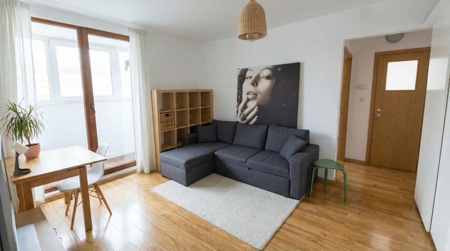 Apartament 2 camere Universitate, vedere panoramica, balcon,  2 min metrou - Poză 1