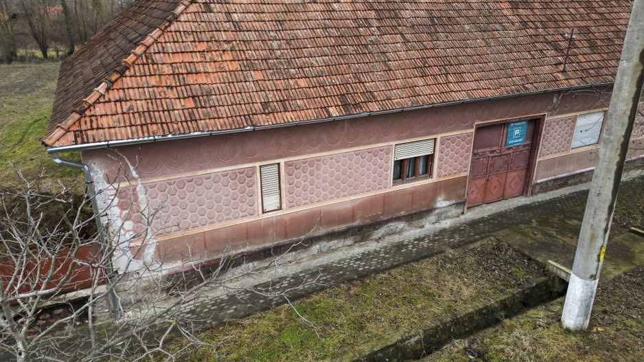 Casă impresionantă, cu anexe în Dezna-Moneasa! - Poză 41