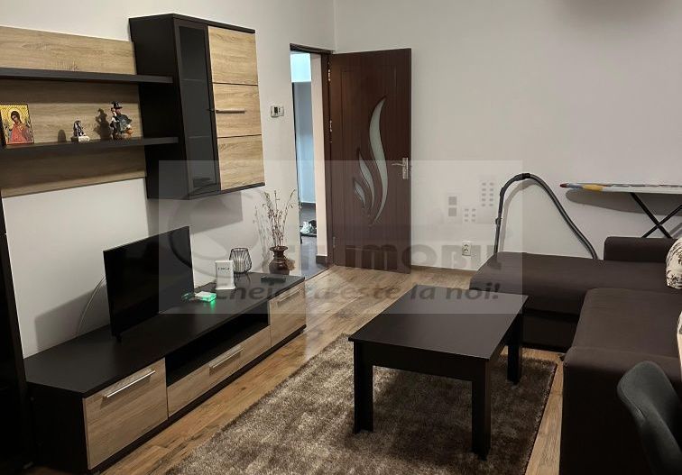 Apartament de vânzare 2 camere etaj 1 Podul de Fier pret 139.499 Euro - Poză 2