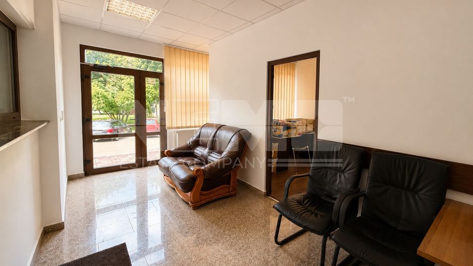 Spațiu birouri de închiriat | Ultracentral | 700 €/lună - Poză 2