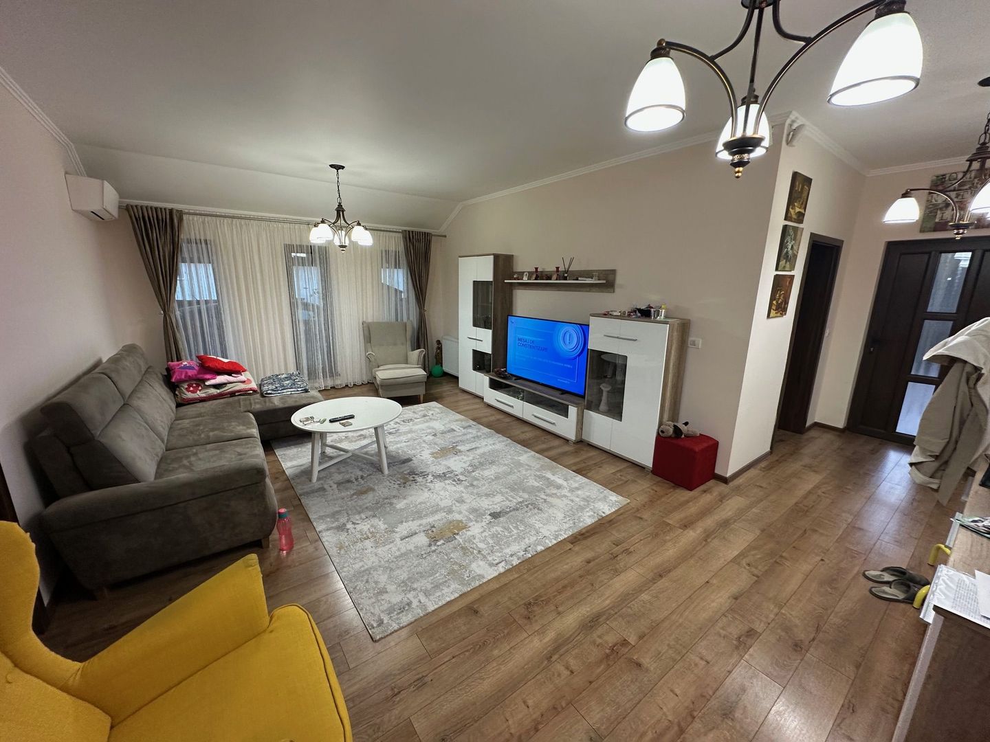 Casa parter cu carpot - Poză 1