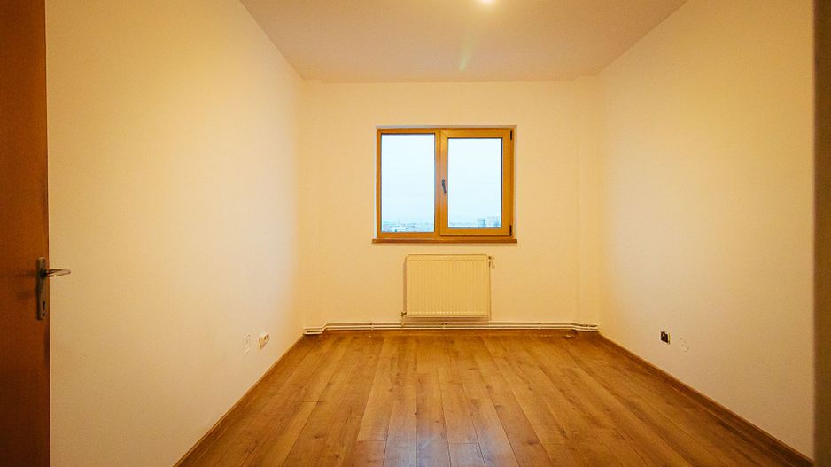 Ideal pentru o familie, toate facilitățile în apropiere - Poză 9