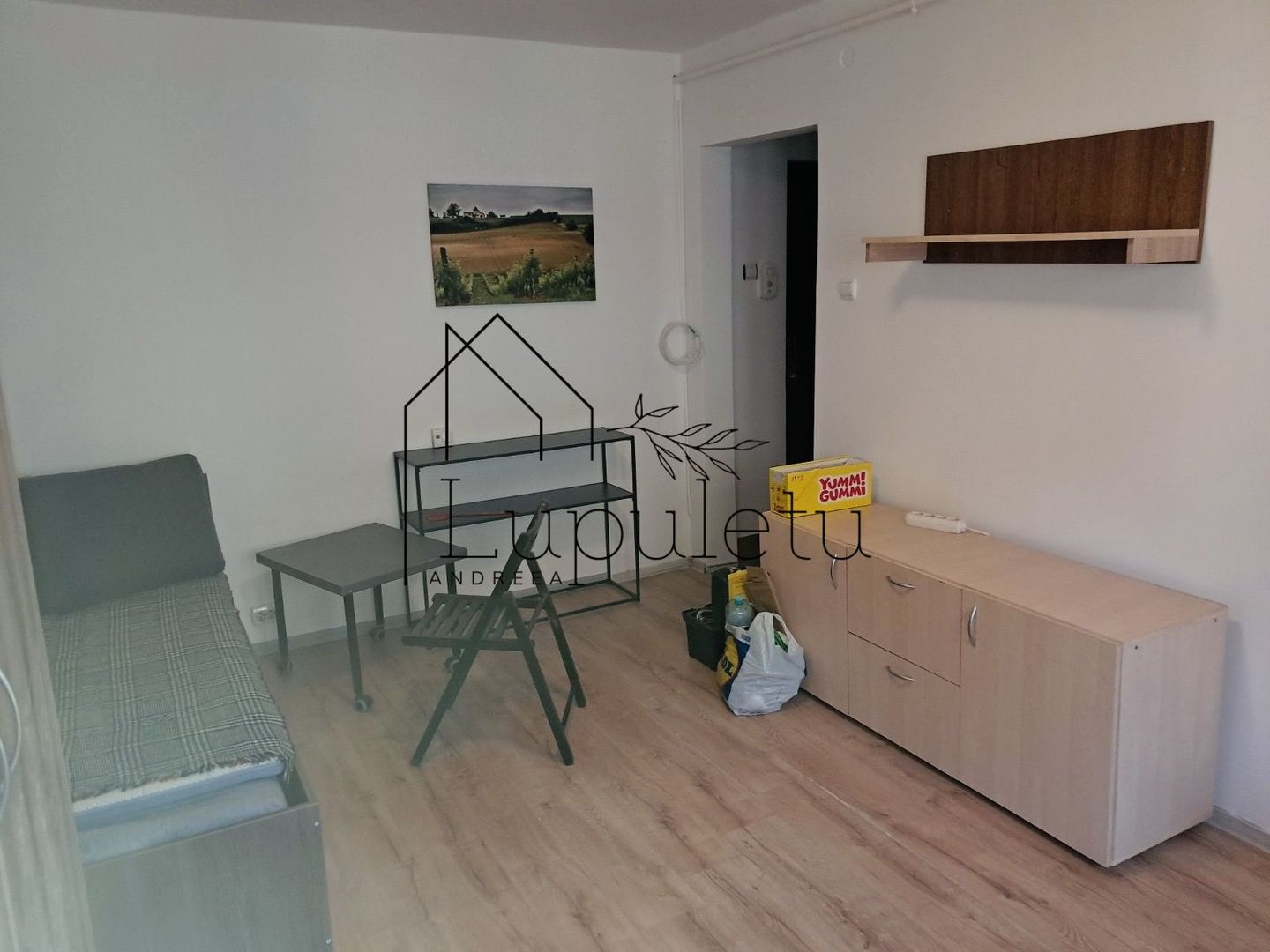 Garsoniera de Inchiriat | Zona OMV Vasile Milea | Balcon | Renovată - Poză 2