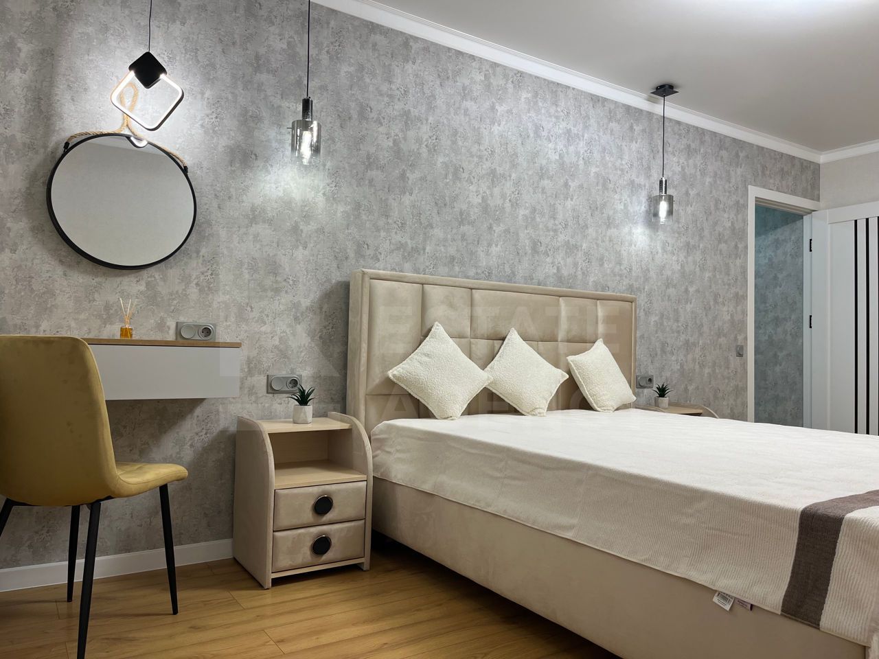 Vânzare, apartament, 2 camere, bd. Traian, sectorul Botanica - Poză 1