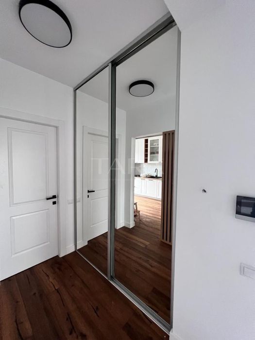 Casa cu 4 camere de vanzare in Floresti - Poză 6