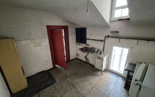 Mansarda 174,85 mp - Universitate - Poză 10