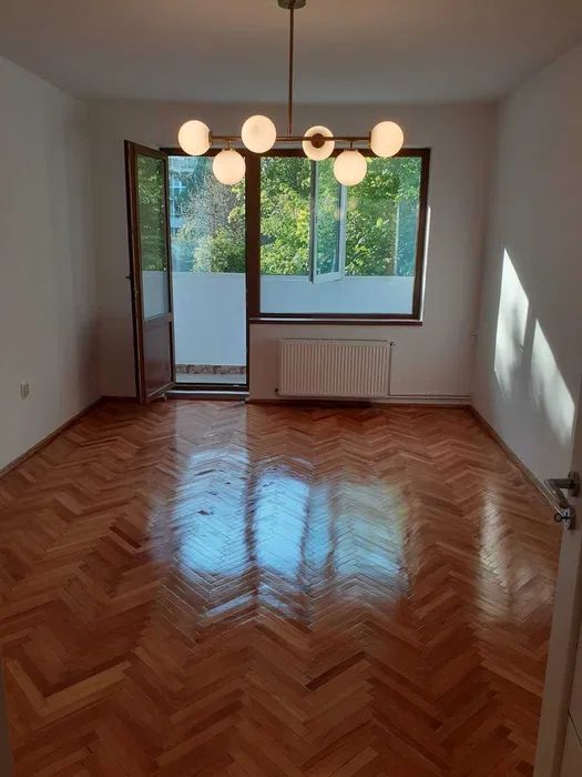 Ag. EUROPA vinde ap. 2 cam. 55mp DECOMANDAT la etajul 1 in Gheorgheni. - Poză 2