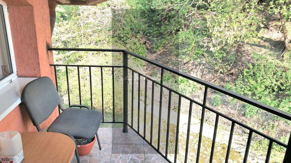 Vind apartament 3 camere zona Plopilor. - Poză 4