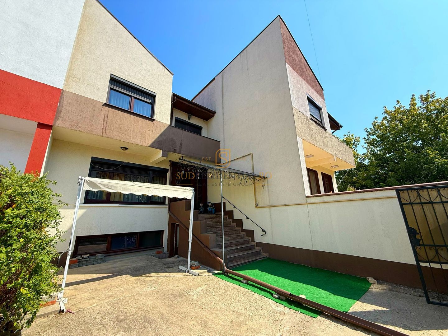 Vila deosebita / 6 camere / Soseaua Oltenitei / Teren 213 mp - Poză 1