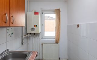 Apartament 3 camere decomandate, Zona Narcisa, Bacău - Poză 9