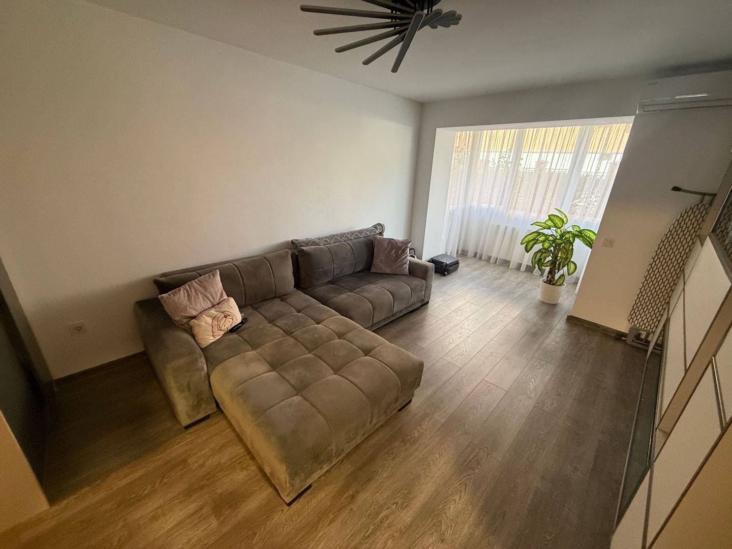 AP. 2 CAMERE- OBOR, REABILITAT, MOBILAT/UTILAT MODERN, COMISION 0% - Poză 2