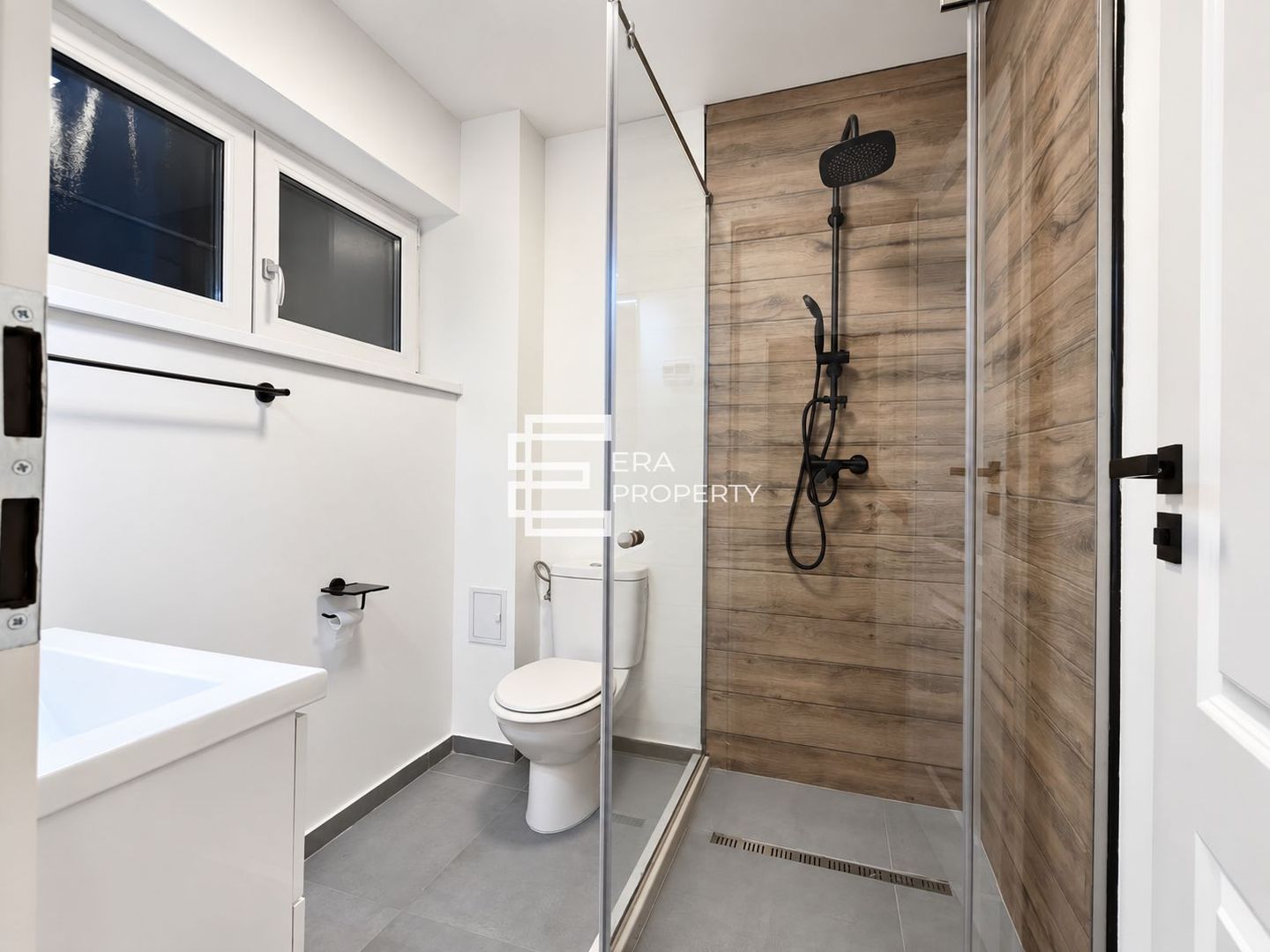 Casa de inchiriat 4 camere, 2 bai, curte si terasa | Selimbar - Poză 10