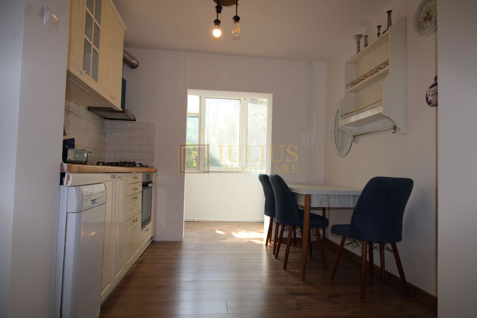 aproape de Spitalul Judetean, Complex, centrala proprie - Poză 6