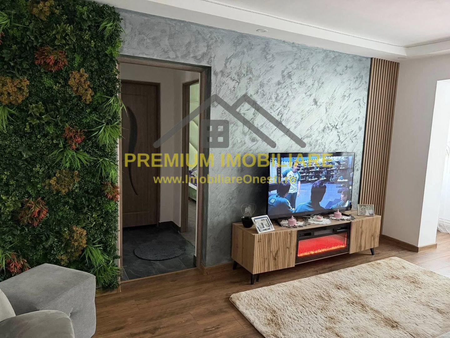 Apartament 2 Camere - Targu Ocna - Renovat - Mobilat - Poză 1