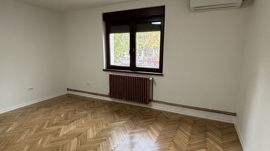 Apartament generos la casa,zona Bogdanestilor - Poză 43