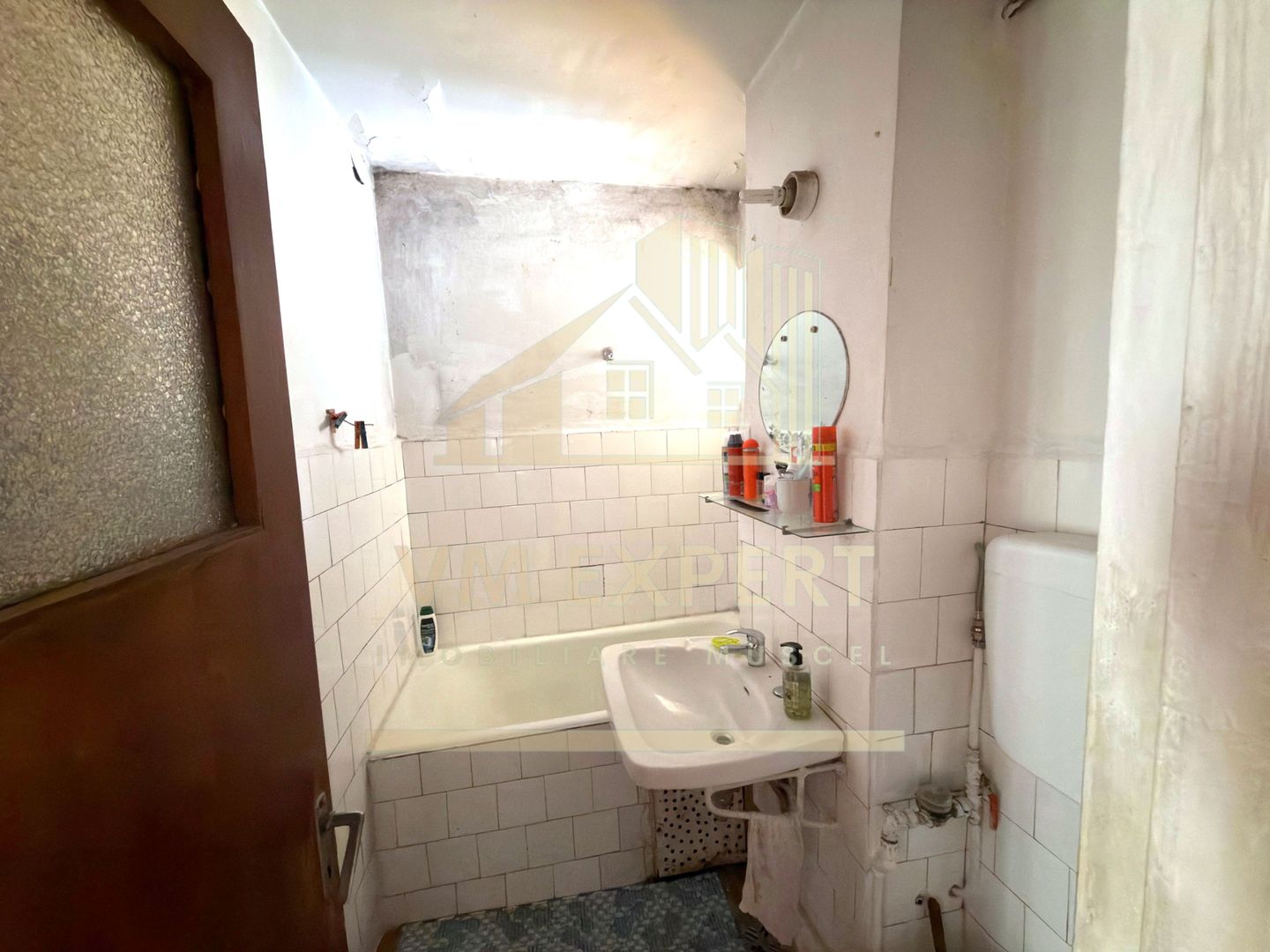 APARTAMENT 3 CAMERE ETAJ 4 CAMPULUNG - Poză 9