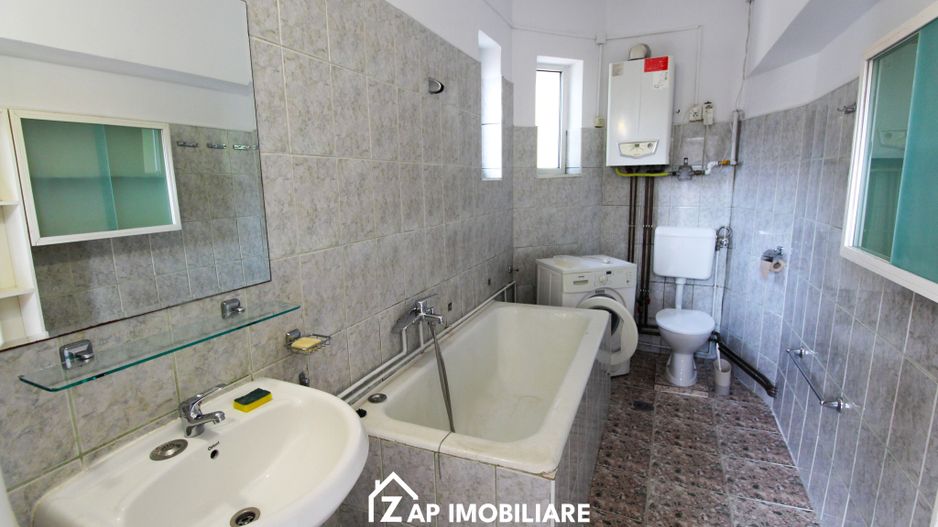 Casa individuala - 140 mp - 5 camere - Zona Cetatea Medievala - Poză 22