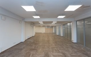 Vanzare oficiu in centru orasului - Poză 2