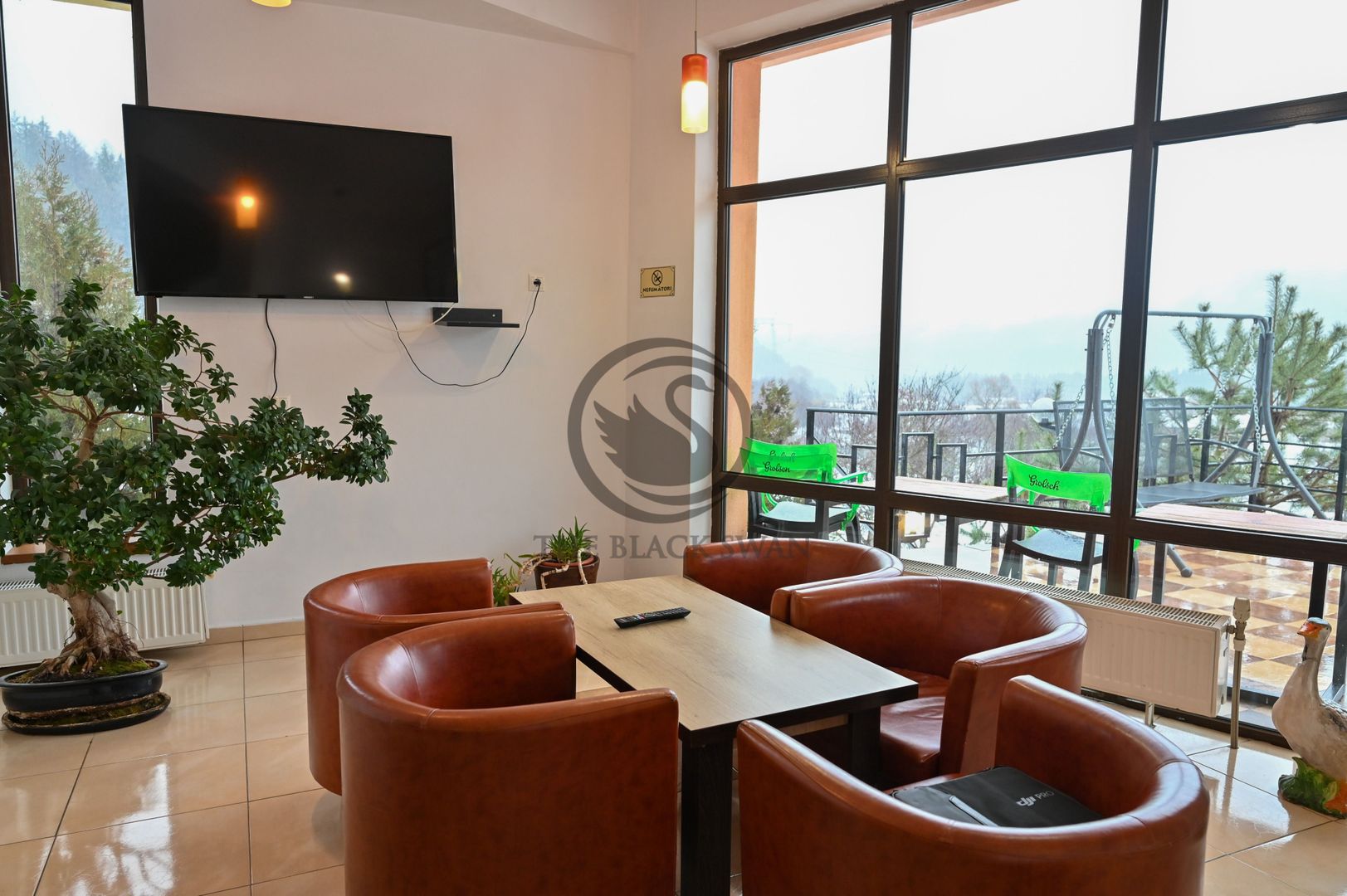 Pensiune la cheie de vanzare | 10 camere | Sacele, Brasov |Comision 0% - Poză 3
